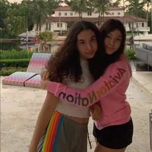 Meet your Posher, Chloe